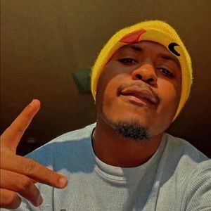 Meet your Posher, Victor